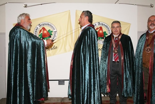 Mario Emiliani.